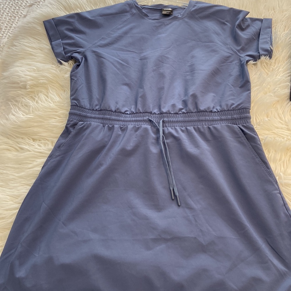 The North Face Dress Lilac Color BNWOT size L long 38” bust 36” - Picture 9 of 12